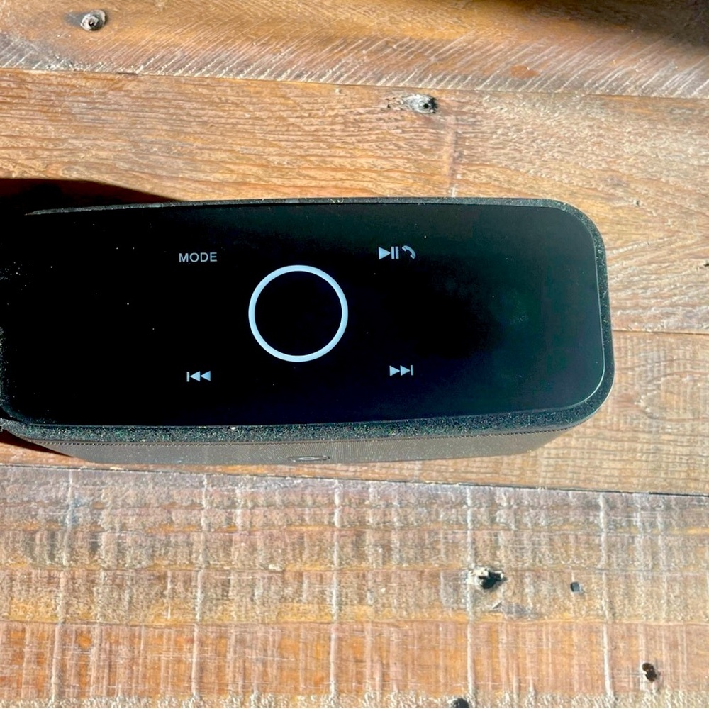 Doss Bluetooth Speaker